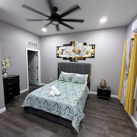 The Palm Suite Lehigh Acres Esterno foto