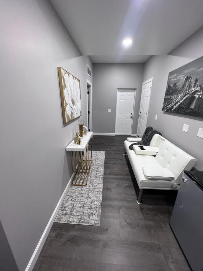 The Palm Suite Lehigh Acres Esterno foto