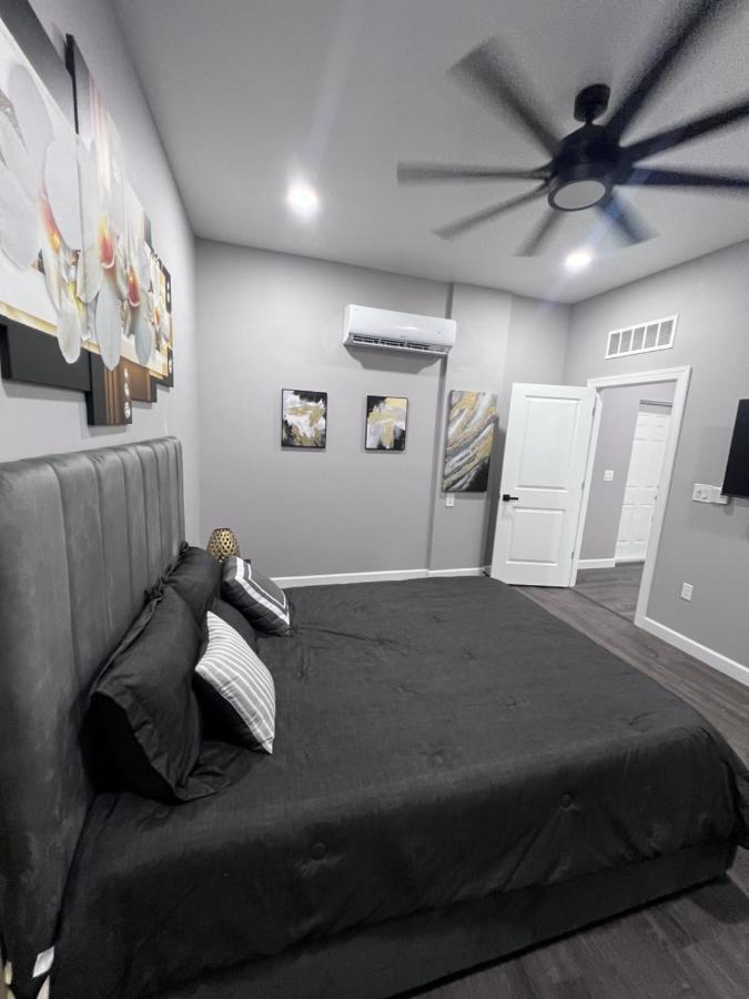 The Palm Suite Lehigh Acres Esterno foto