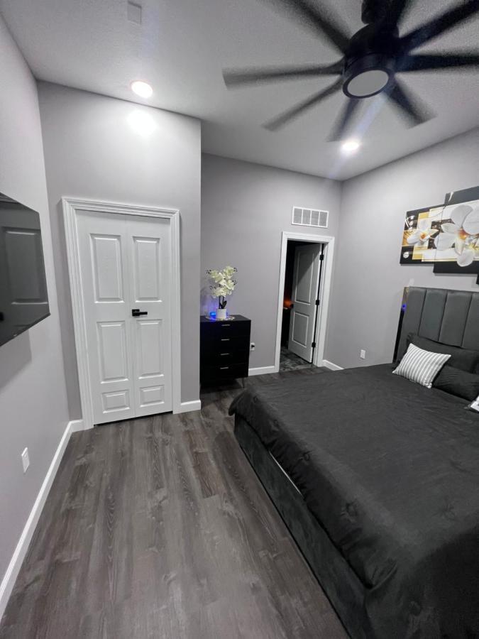 The Palm Suite Lehigh Acres Esterno foto
