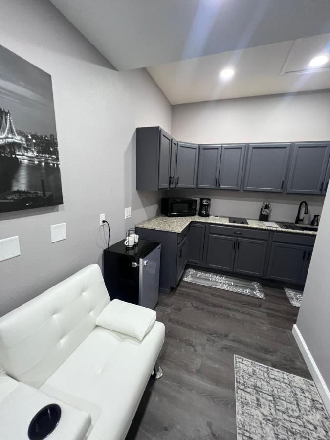 The Palm Suite Lehigh Acres Esterno foto