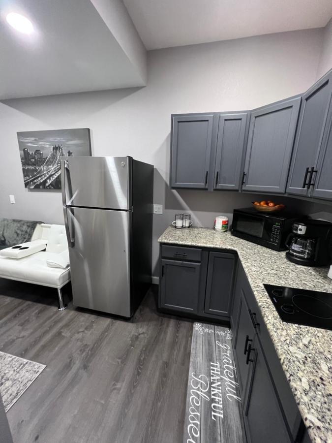 The Palm Suite Lehigh Acres Esterno foto