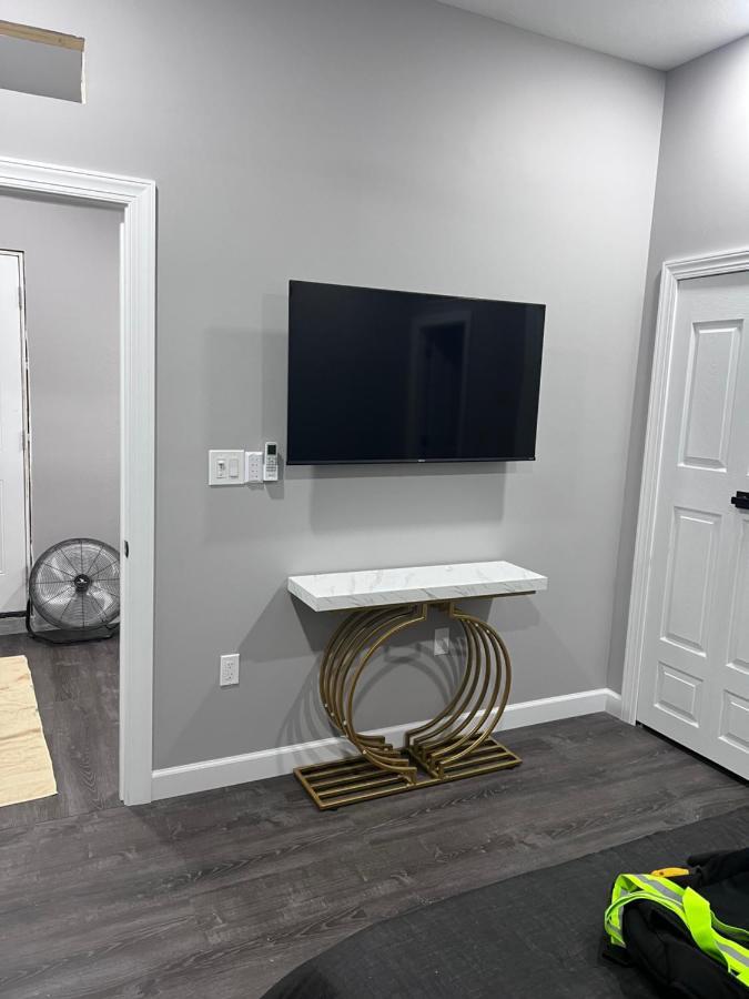 The Palm Suite Lehigh Acres Esterno foto