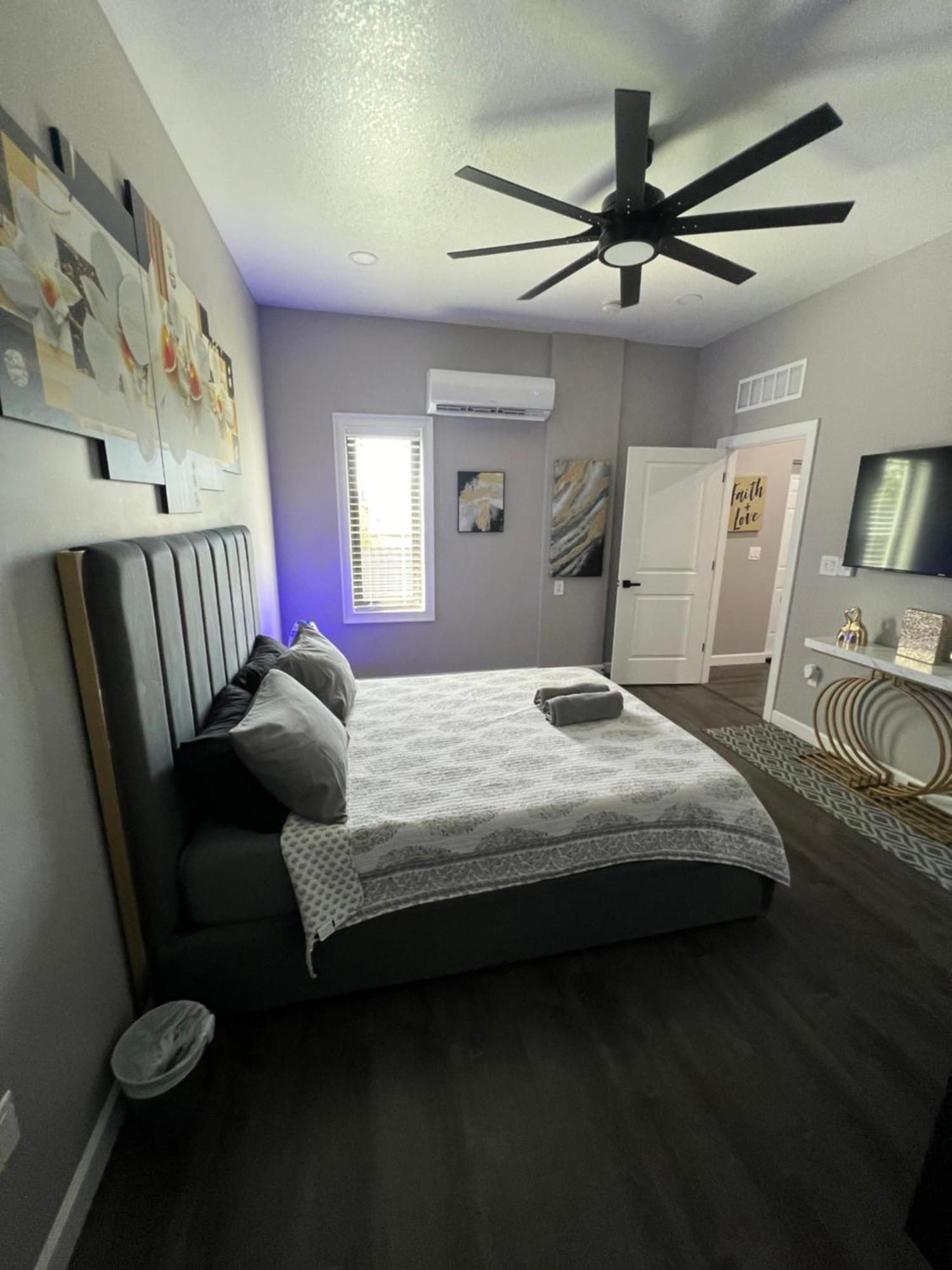 The Palm Suite Lehigh Acres Esterno foto