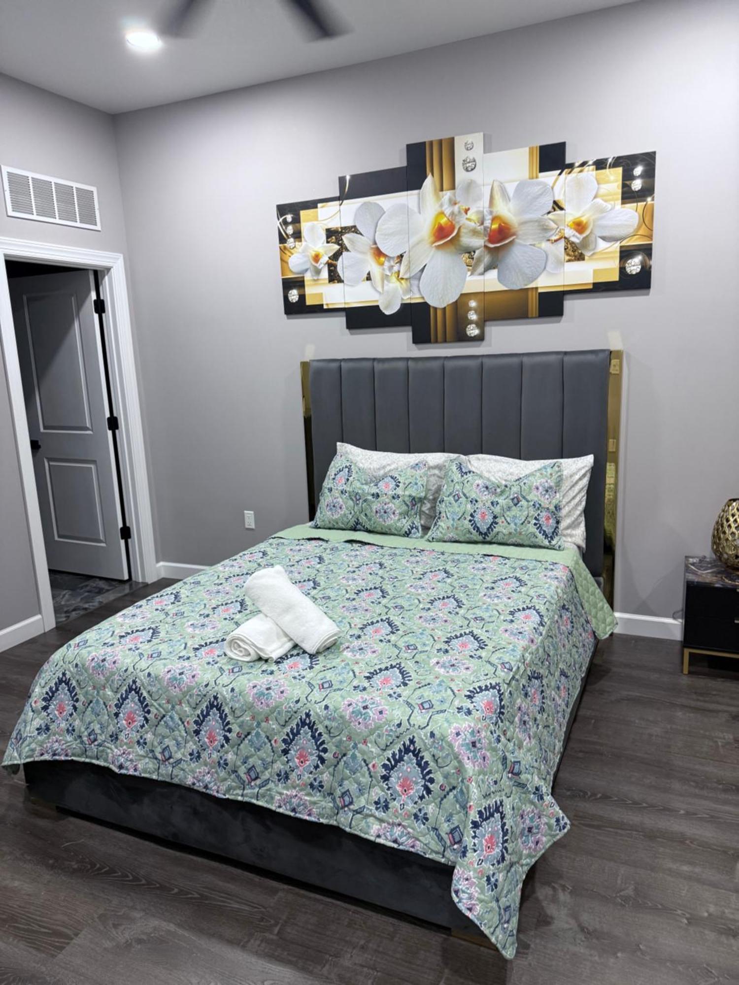 The Palm Suite Lehigh Acres Esterno foto